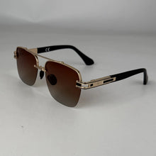 Load image into Gallery viewer, LH Horizon Sunglasses - Gold / Black
