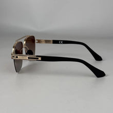 Load image into Gallery viewer, LH Horizon Sunglasses - Gold / Black
