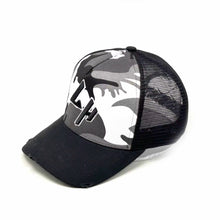 Load image into Gallery viewer, Camo Hat
