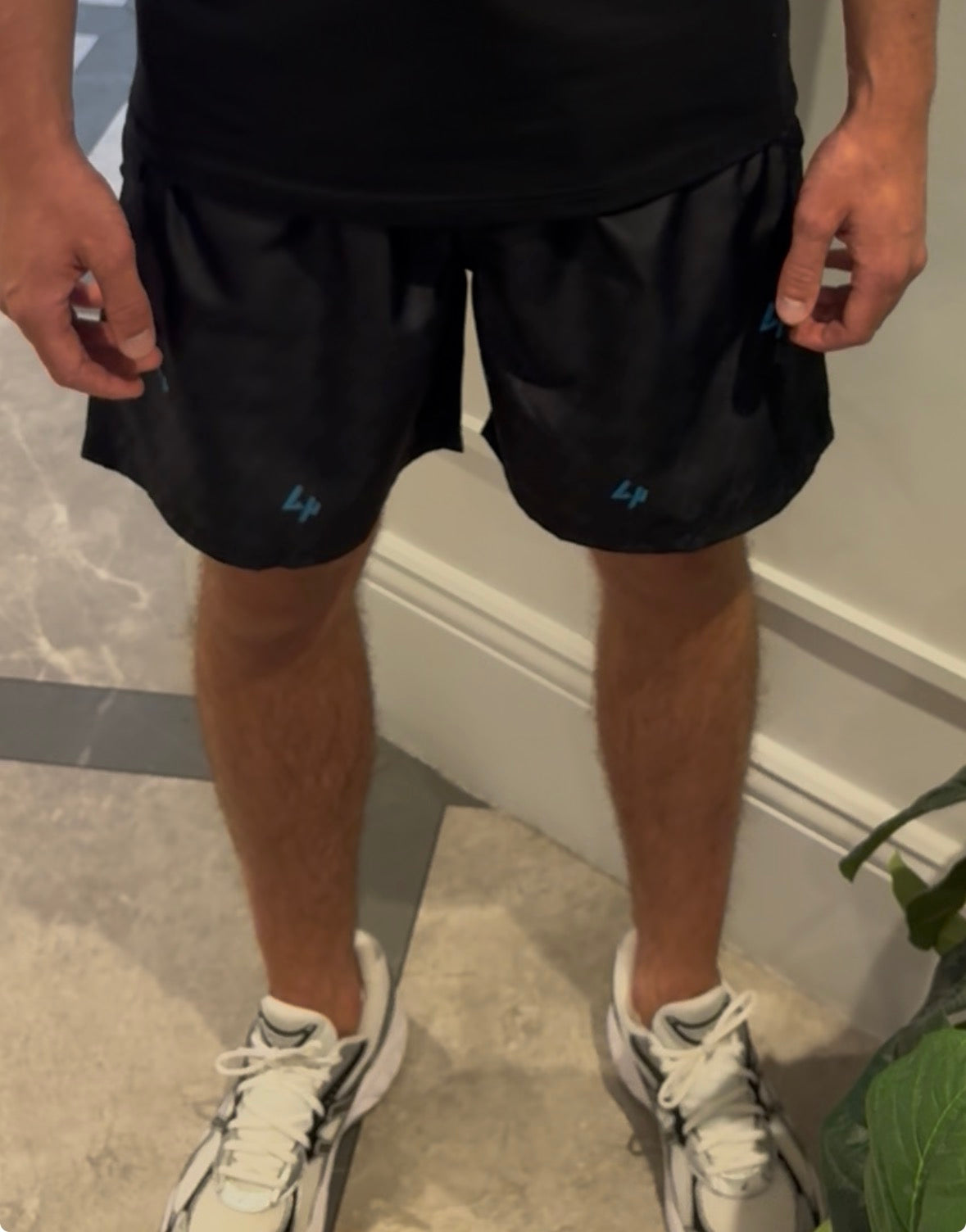 Fade LH shorts