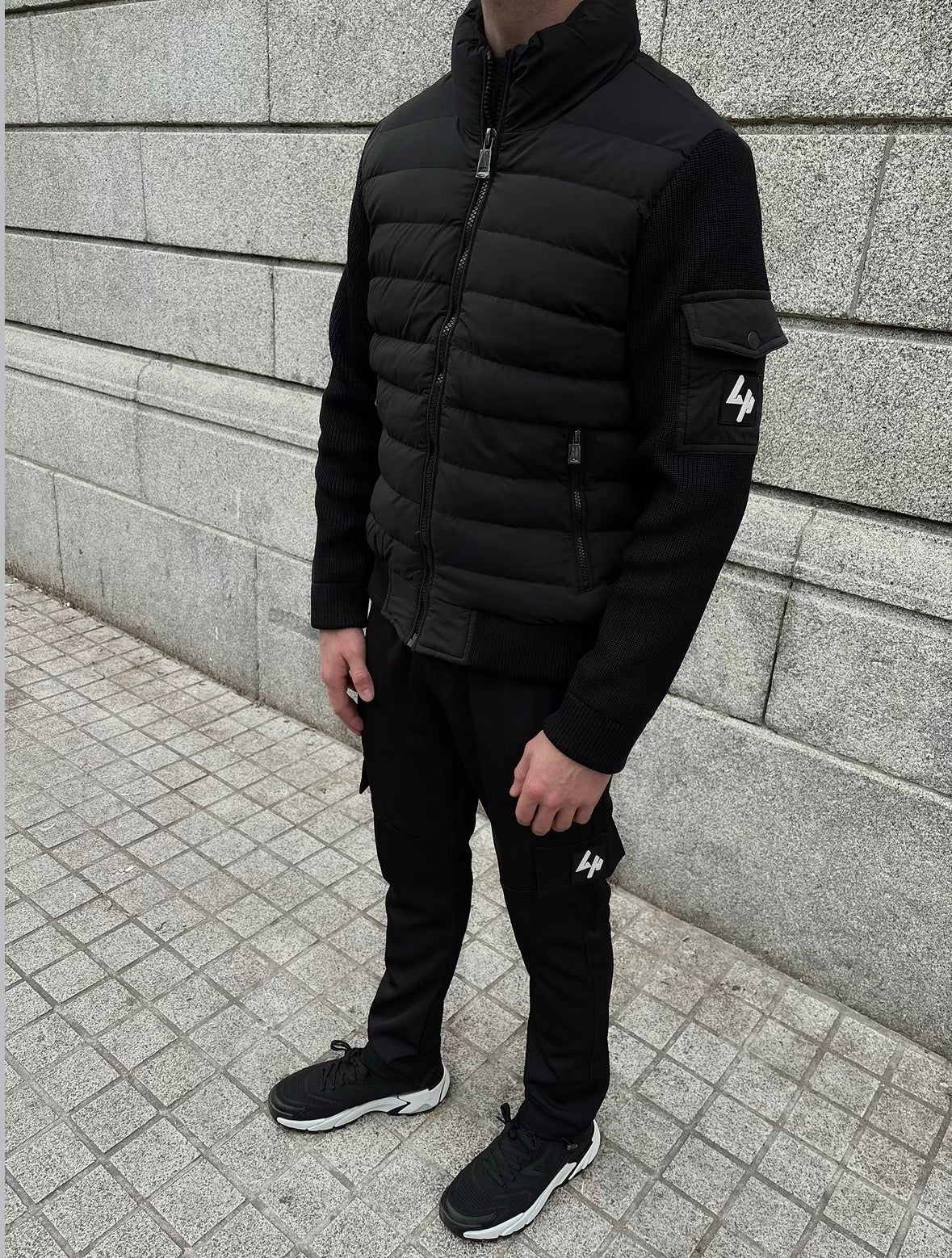 Black Bomber Hybrid